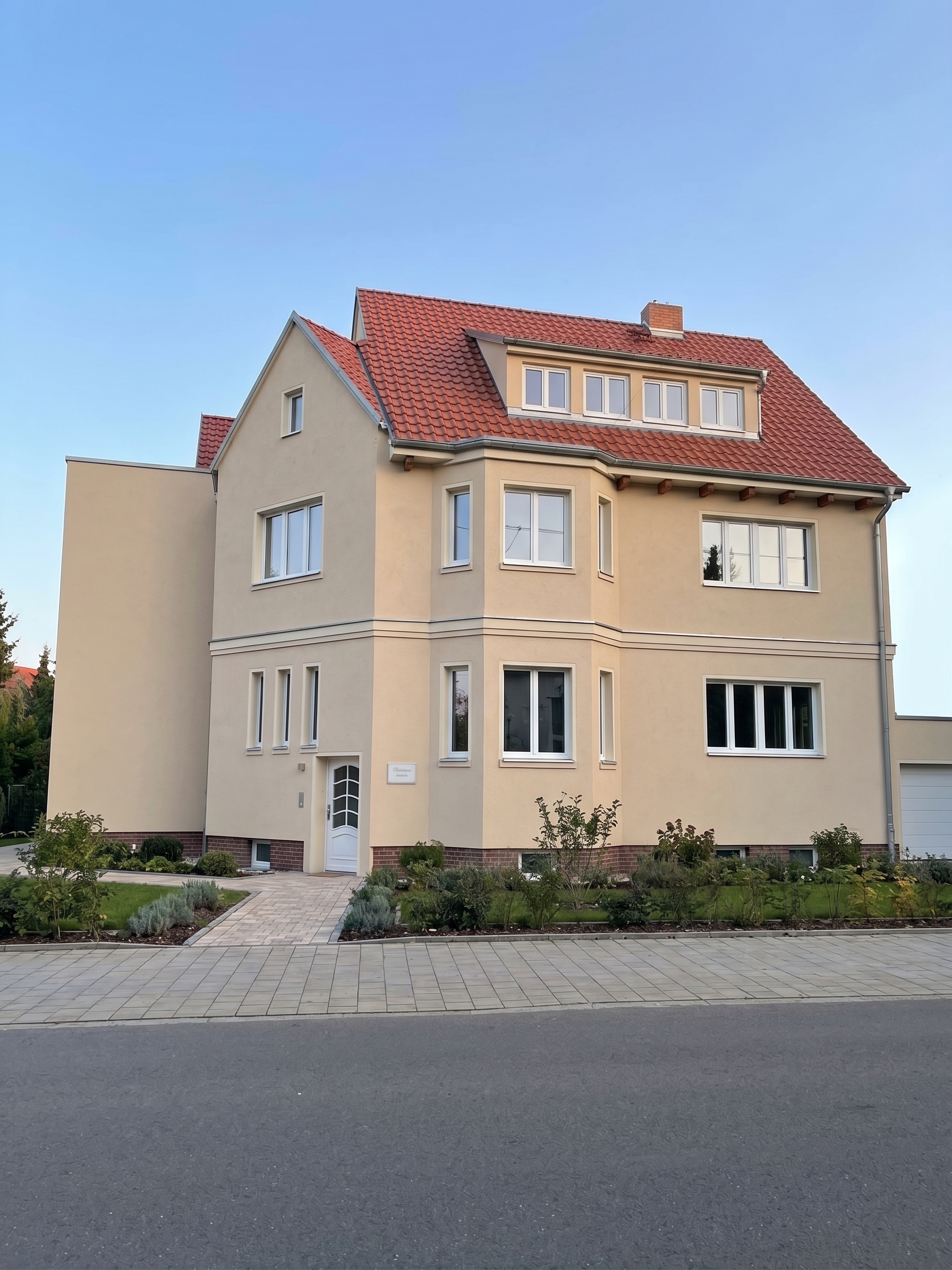 EFH Berlin-Umland — WDVS + Anstrich